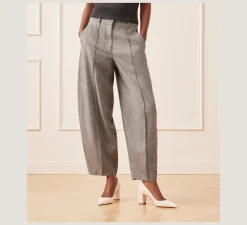 Stuart Weitzman The SW Extended Sizes Collection|Pumps & Heels-CHANGE LOCATION Lacquered Nappa Leather/Seashell